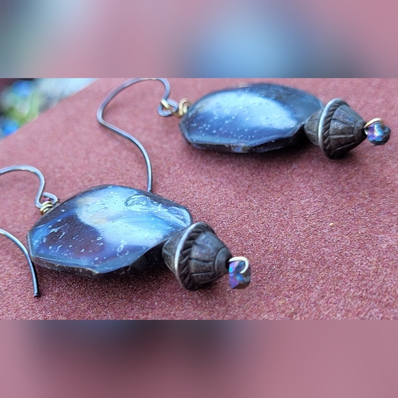 Beaded dangle earrings 2-1/4" - Picture 6 of 8